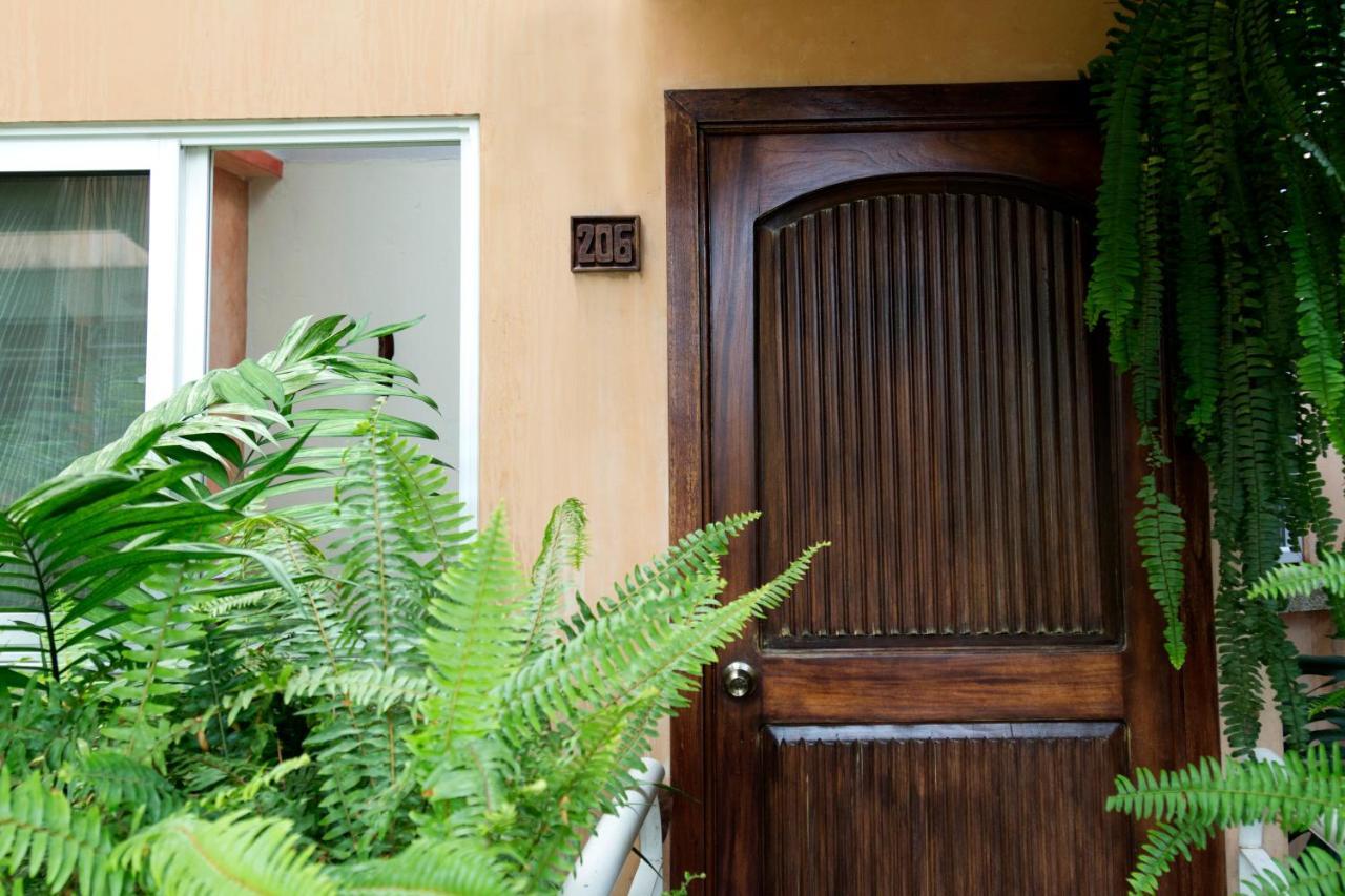 Hotel Ciudad Vieja Guatemala City Bagian luar foto