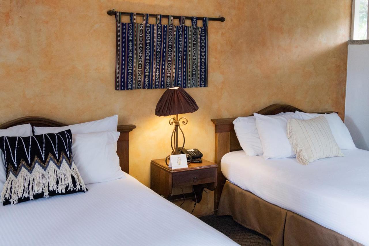 Hotel Ciudad Vieja Guatemala City Bagian luar foto