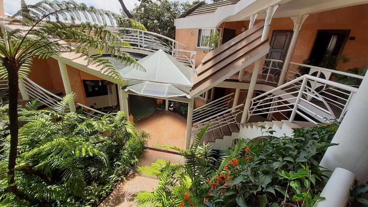 Hotel Ciudad Vieja Guatemala City Bagian luar foto